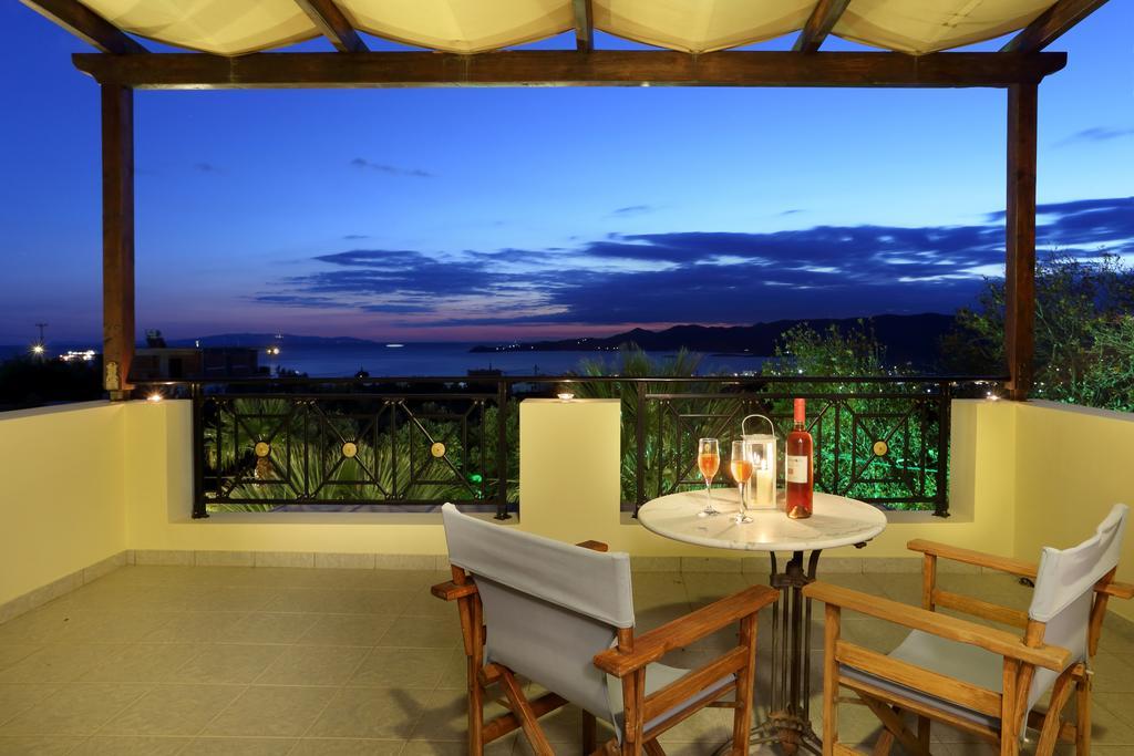 Politia Villas Karystos  Pokoj fotografie